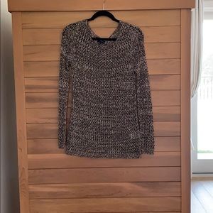 Long sleeved sweater